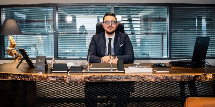 İsar Etiket, Kalite ve Hızlı Teslim için Konica Minolta’ya Güveniyor