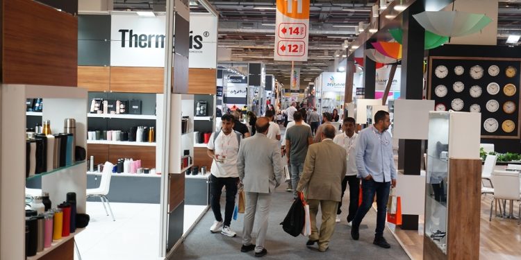 Promosyon firmaları, yeni bağlantılar için Eylül’ü bekliyor