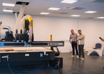 Kongsberg PCS yeni MultiCam demo merkezini tanıtırken Apex3R ön plana çıkıyor