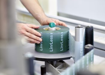 Avery Dennison launches first generation of decorative linerless solutions to reduce carbon footprint, waste and water used in packaging production