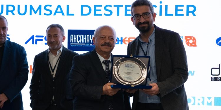 FRİMPEKS, Geleceğin Mühendislerine Destek Oluyor