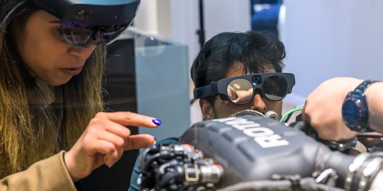 Live drupa 2024 Demonstrations of Cutting-edge SaaS Platform, frontline.io, Set to Accelerate Market Adoption and Transform Print Industry’s Training and Support Services