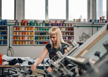 Yeni nesli anlayabilen işletmeler ön plana çıkacak… FESPA Eurasia, Geleceğin Yetenekleri ile Güçlü Bağlar Kurmanın Önemini Vurguluyor