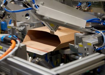Fulfillment by FHB Group improves packaging operation with Mondi’s eComPack automation machine
