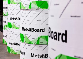 Metsä Board, tüm teslimat ambalaj malzemeleri için geri dönüşüm bilgileri içeren QR kodu sunuyor